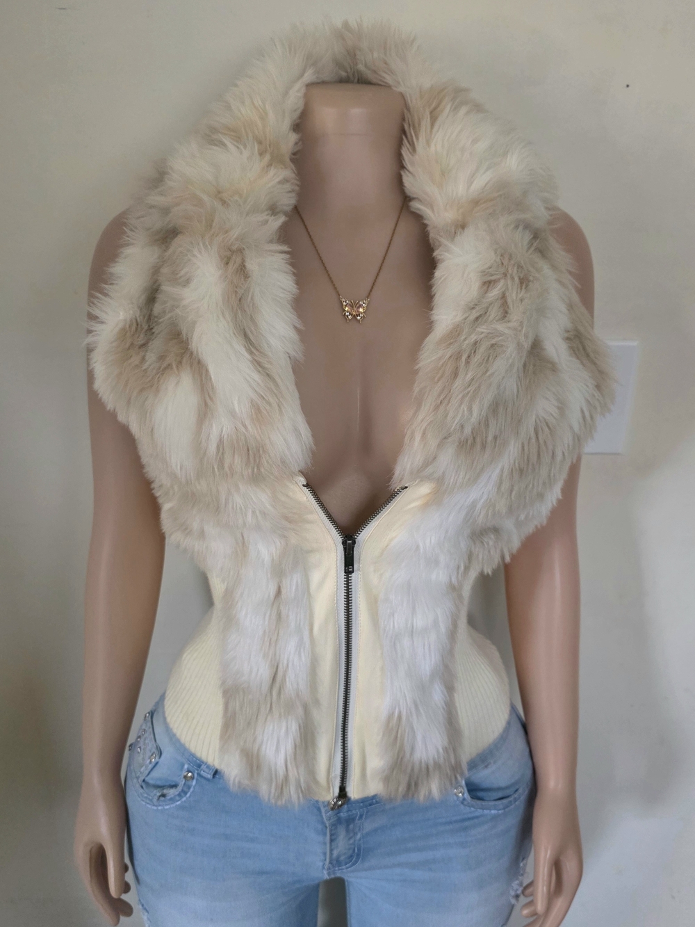 Charlotte Russe Cream Fur Zip Vest